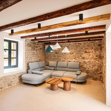 Villa Skalja Beachfront House Magazin Ždrelac