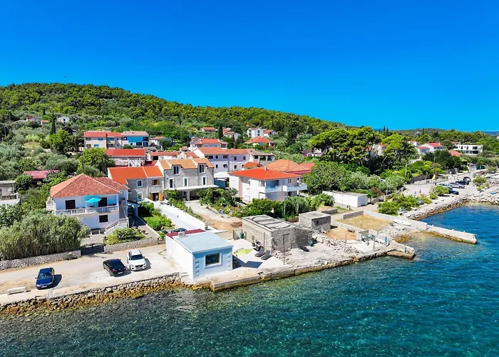 Skalja Beachfront House Magazin Villa Zdrelac