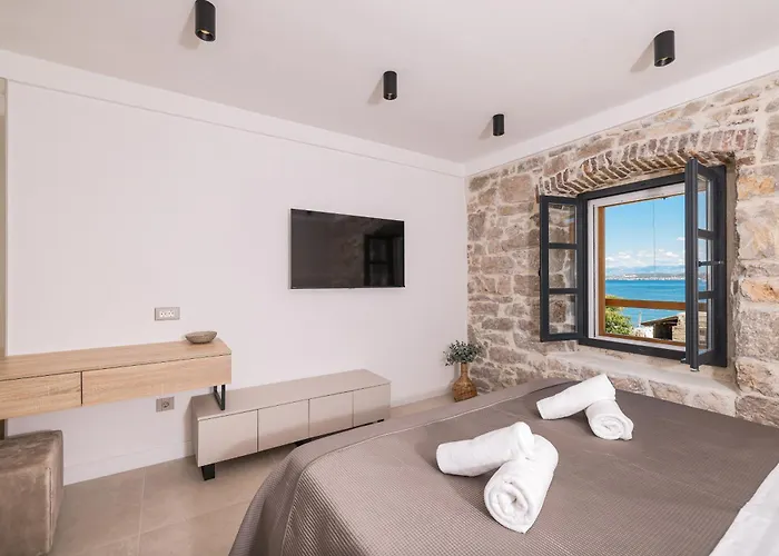 Skalja Beachfront House Magazin Zdrelac
