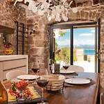 Villa Skalja Beachfront House Magazin Ždrelac