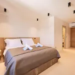 Villa Skalja Beachfront House Magazin Ždrelac