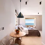 Villa Skalja Beachfront House Magazin