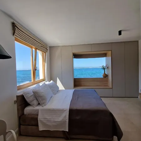ヴィラ Skalja Beachfront House Magazin *