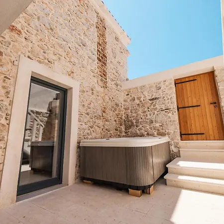 Skalja Beachfront House Magazin ヴィラ Ždrelac