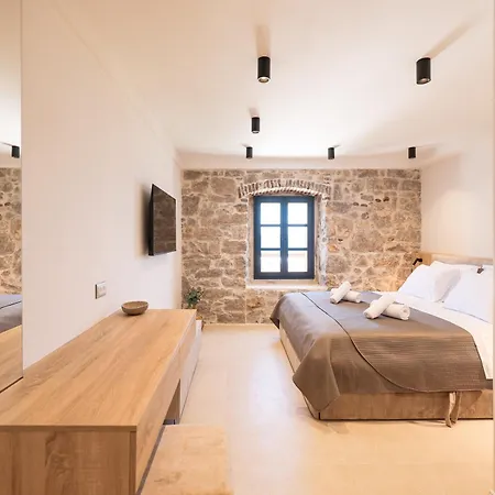 Skalja Beachfront House Magazin ヴィラ Ždrelac