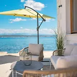 Skalja Beachfront House Magazin Villa Ždrelac