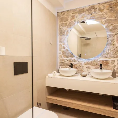 Villa Skalja Beachfront House Magazin Ždrelac