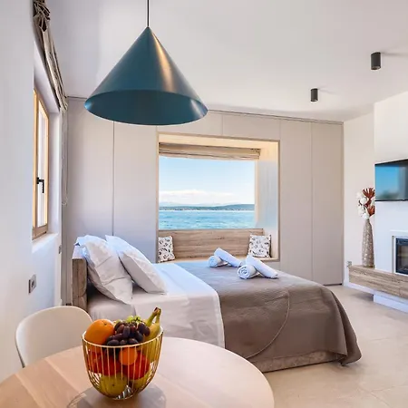 Villa Skalja Beachfront House Magazin Ždrelac