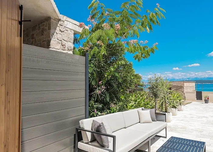 别墅 Skalja Beachfront House Magazin