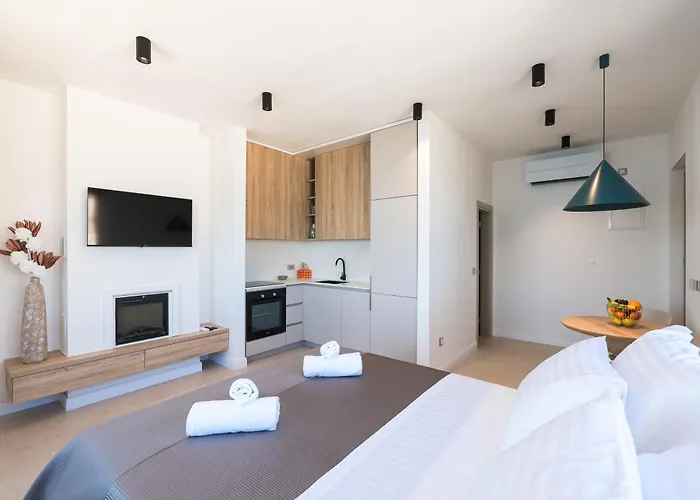 Skalja Beachfront House Magazin 别墅